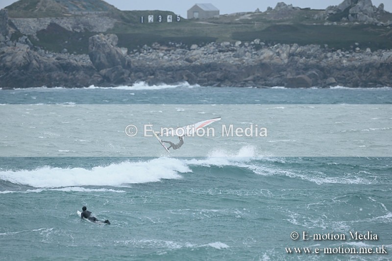 WS 030413-12 - Windsurfing