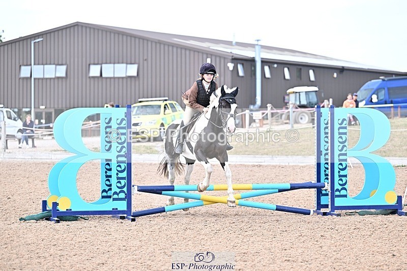 250826-153053-00127 - Clear Round and 60cm