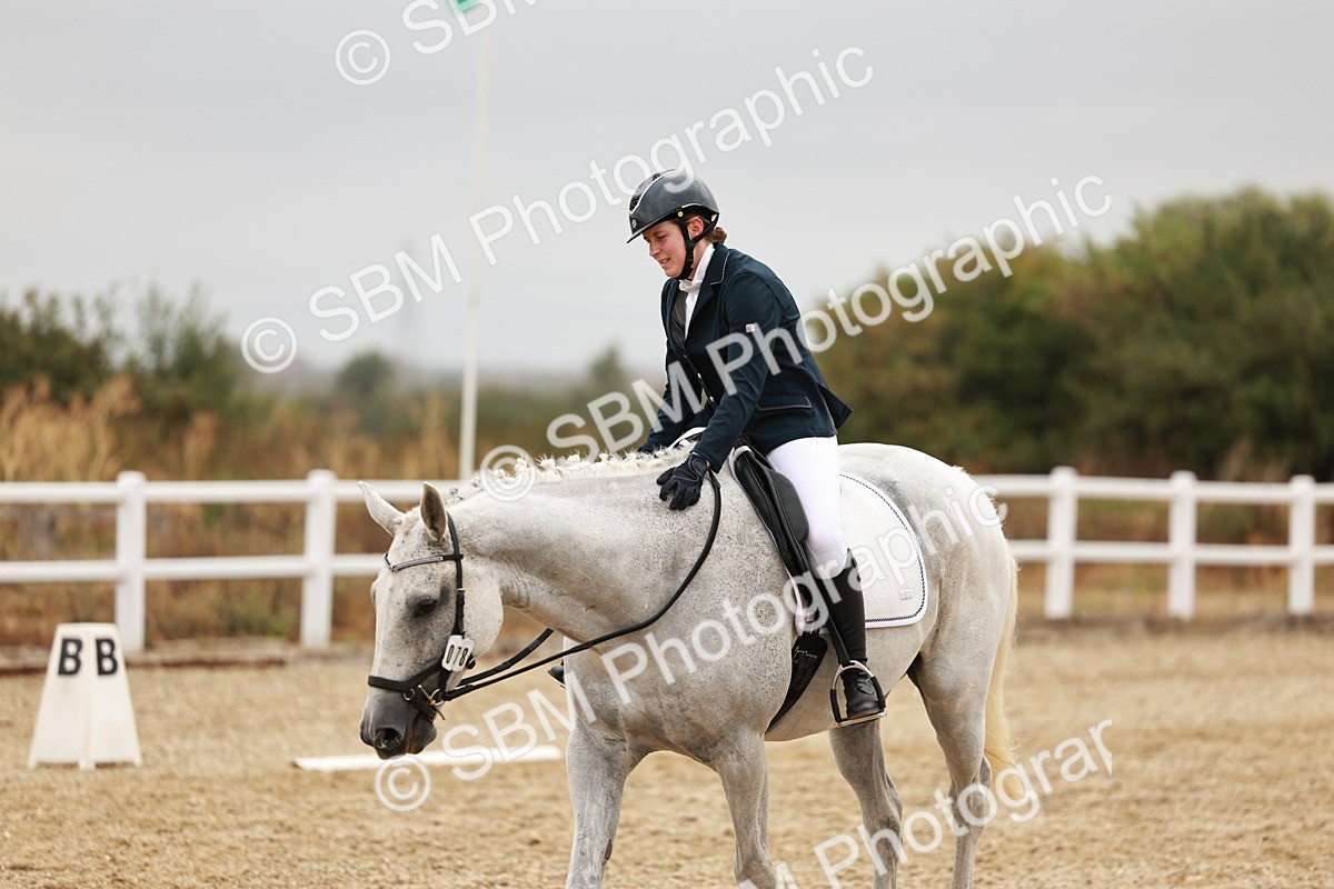 SBM_001971 - Class 8-11 - N2 E1 Warm Up - 12.27-12.59