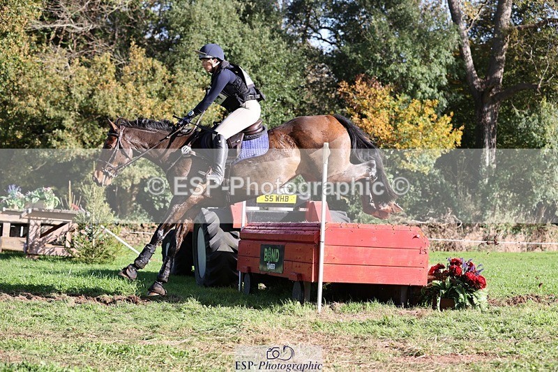 241026-132847-13832 - 464-Lucy.Hemmings-NLS.CLOVER.SHUFFLE