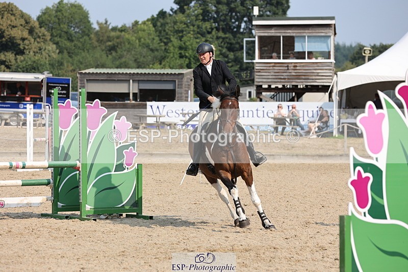 250816A-104125-00807 - Cls 3 Snr British Novice