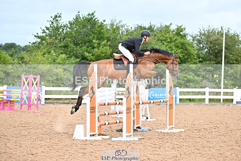 240703A-105456-00073 - Cls 02 Snr Disc & 1.00m Open