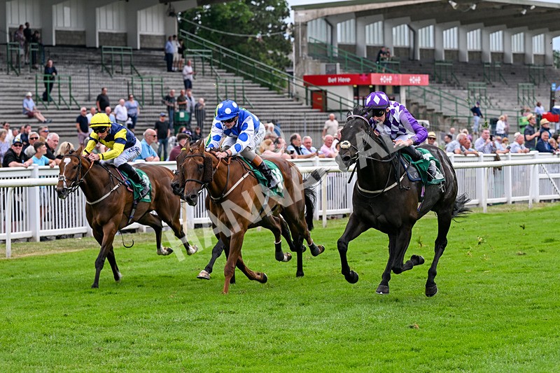 010726-Race 7-Indian Run-8877 - Race 7 16.10pm Weatherbys Global Stallions App Handicap