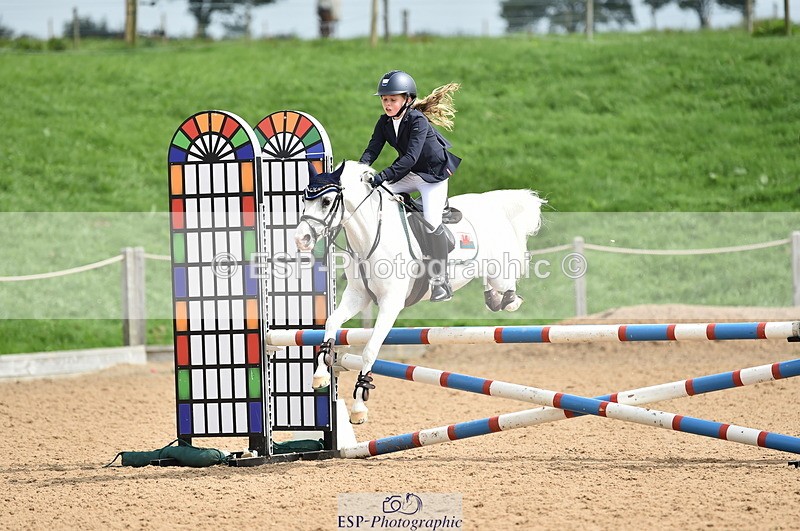 230902A-115752-00892 - Cls 2B Pony Small 80cm