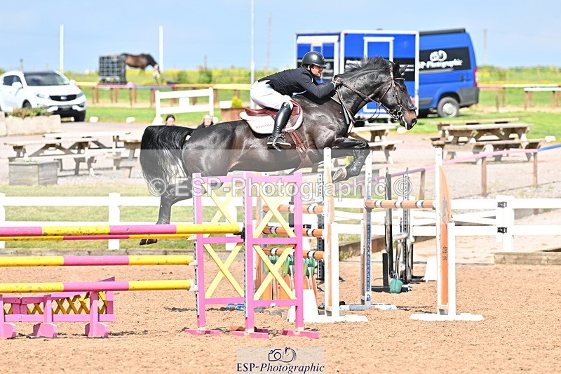 240605A-161922-01071 - Cls 6 National 1.30m and 1.40m