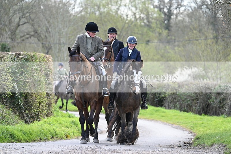 WJ7_9919 - Walk Home