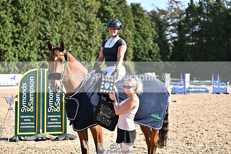 260906A-163127-04716 - Cls 24 Snr Foxhunter