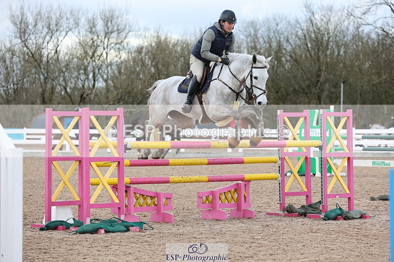 240223A-124130-01175 - Cls 5 Newcomers and 1.10m Open