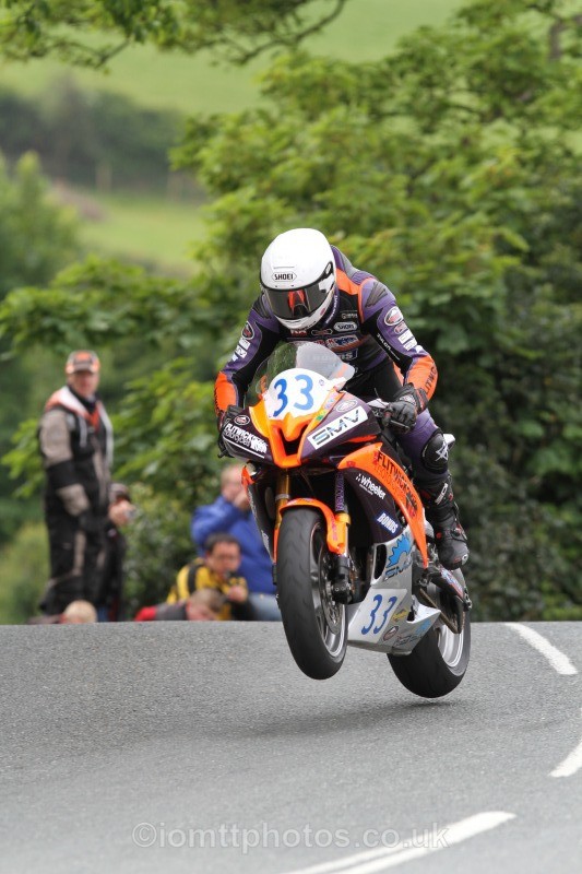 Oliver Linsdell Flitwick Yamaha / SMV / Steve Bond - Monster Energy Supersport Race 2