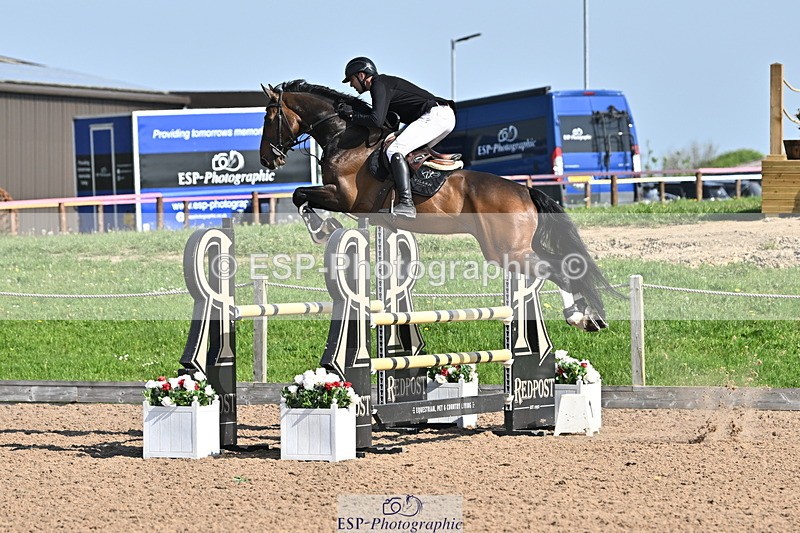 240509A-093619-00604 - Cls 8 Foxhunter