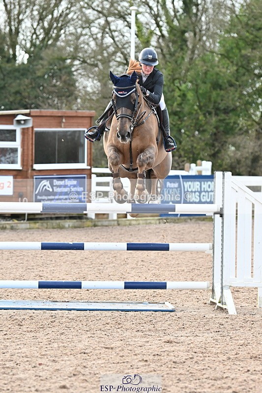 231208A-133546-00947 - Cls 6 Foxhunter & 1.20m Open