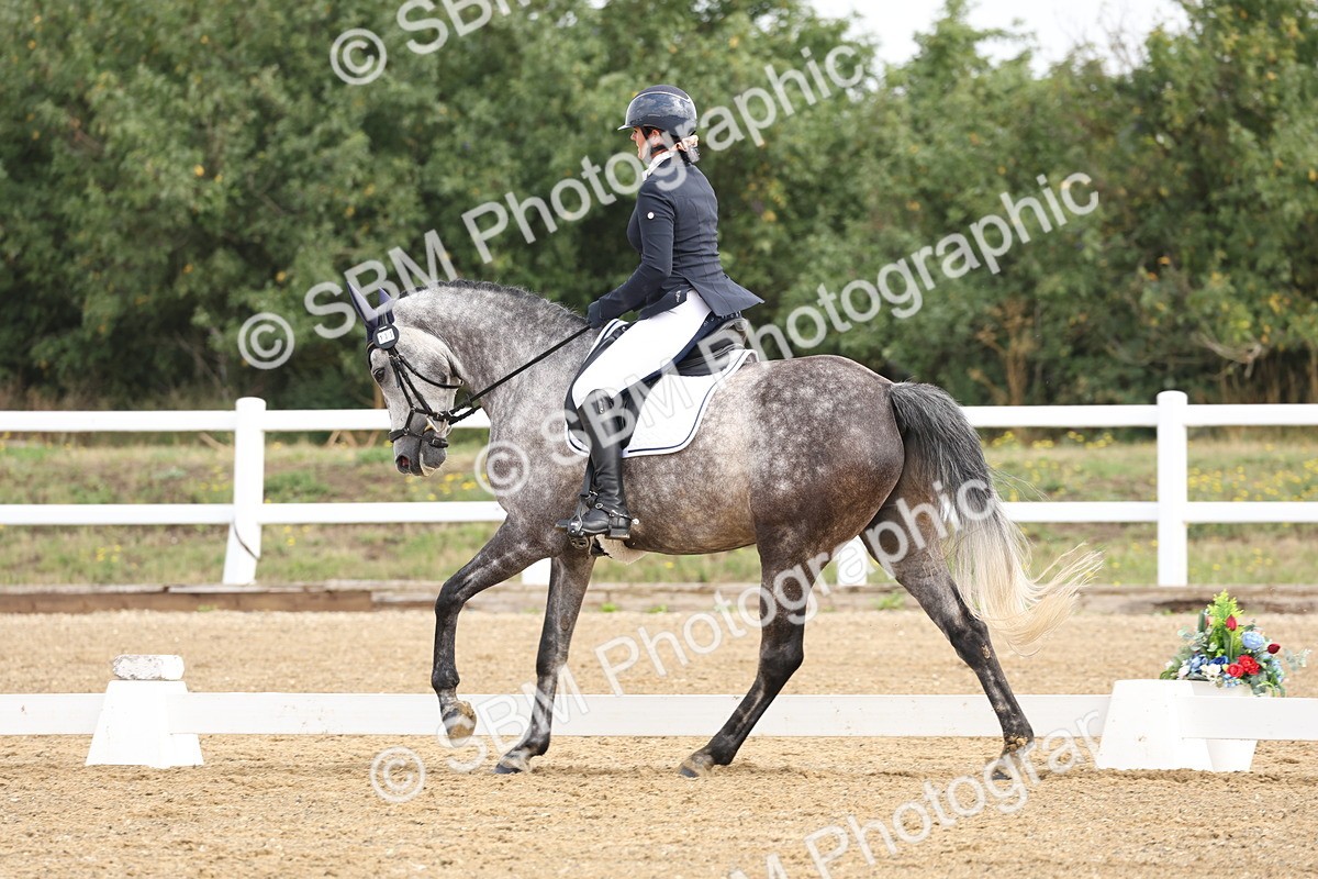 SBM_005534 - Class 6 - Novice 6 - 9.30-10.12