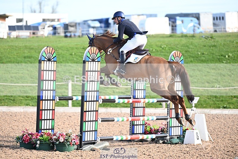 250329-090352-03795 - Cls 13 Snr 1.05m and 1.10m