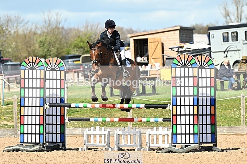 250416-151807-01675 - Cls 6 Foxhunter and 1.20m