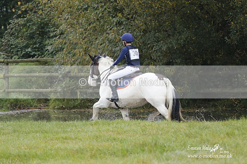 WWHT 171021 0627 - Novice Restricted (0.80m)  17/10/21