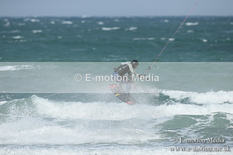 KS 020413-266 - Kite Surfing