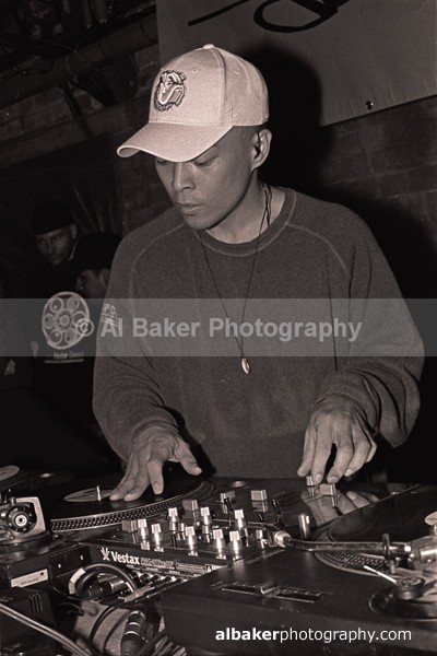 14 - DJ Q Bert @ Sankeys Soap 09.07.02