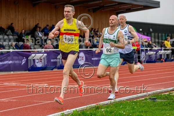 ComMast25-919973 - Track Male Set One