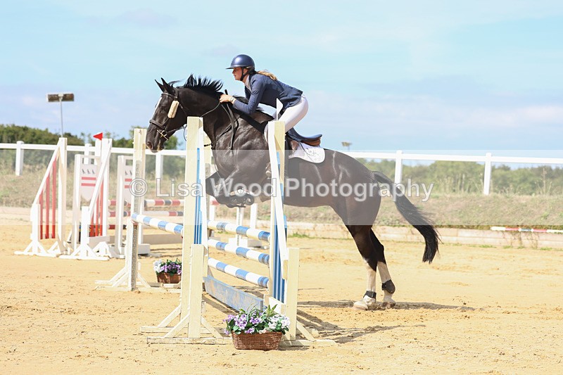 3E7A3509 - Class 4: Senior British Novice/90cm open