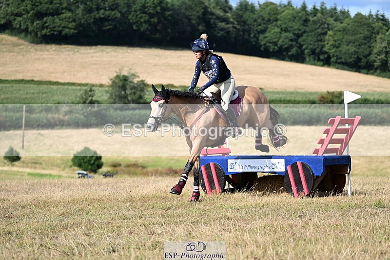 250803A-170633-18343 - S-853-Anna.Hoskins-RIVER.SHANNON.BOY