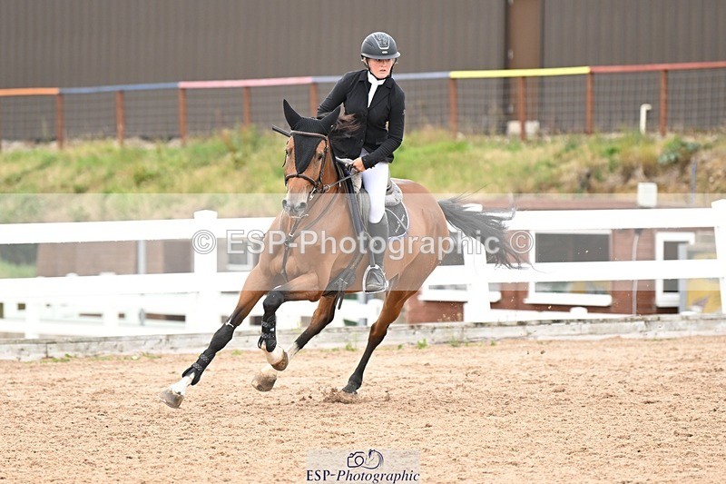 250727-144012-10916 - Cls 35 1.05m Amateur Quali
