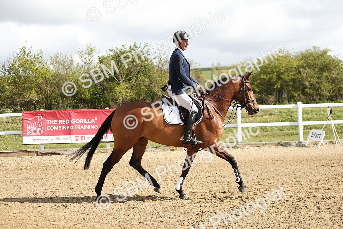 SBM_000128 - Class 1 - Clear Round