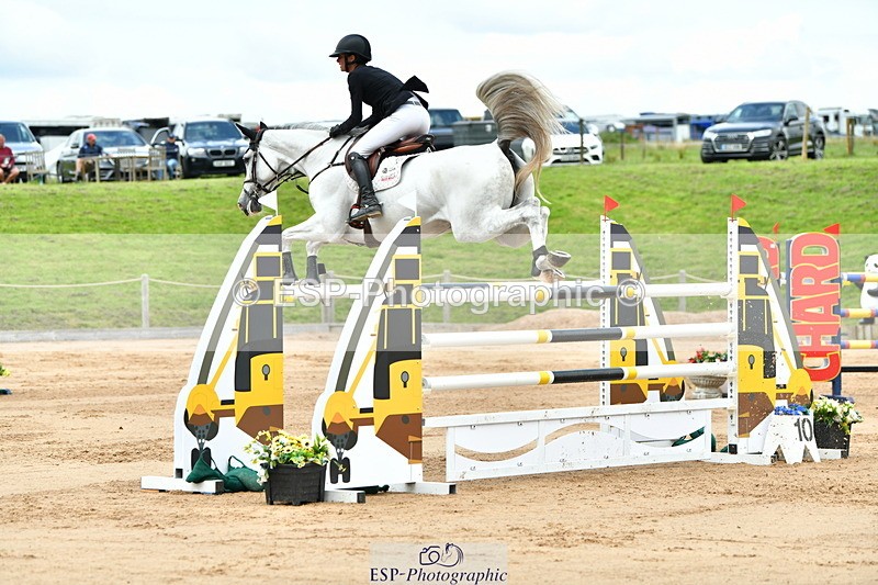 230720A-150647-03708 - Cls 9, 2 Star Big 1.40m Start to break