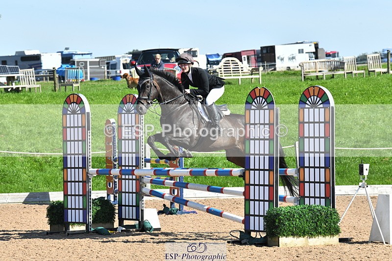 230903A-110901-03827 - Cls 13 1.05m Amateur Quali