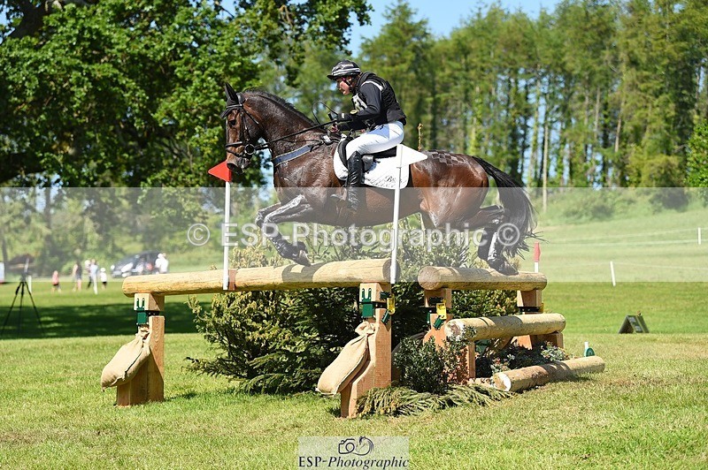 230527-151524-10335 - 353-THE_RIPPER-Bundy_Philpott-XC