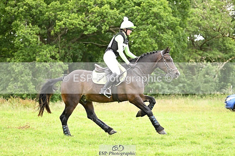 240630-153959-02743 - 708-Maddie_Julian-Carbis_Jewels