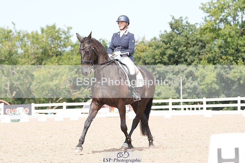 250815-130323-01165 - 017-elaine.scottFlorava