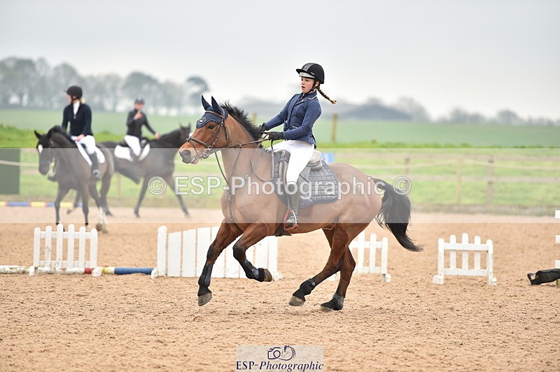 240331A-104704-00505 - 90cm First Round