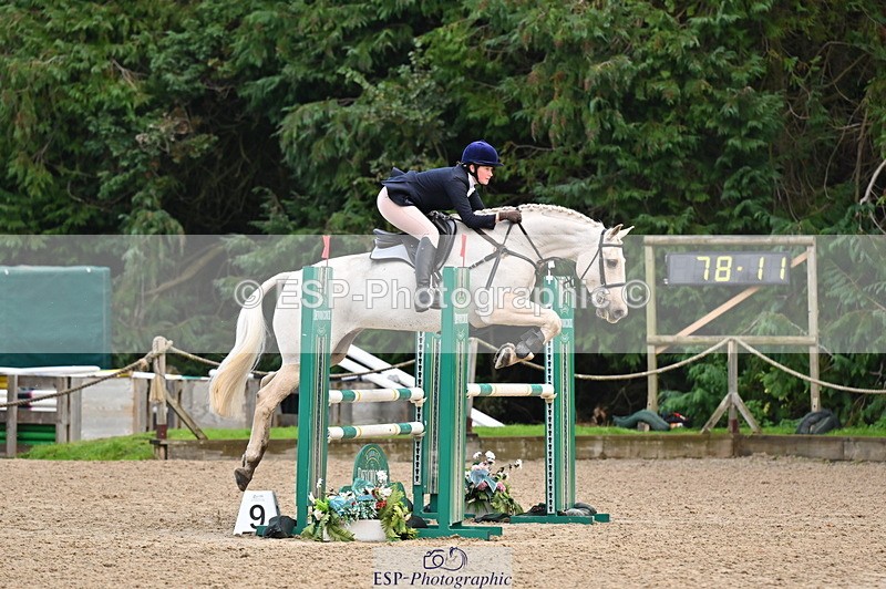 251026A-102356-23583 - D-344-Johanne.Heuff