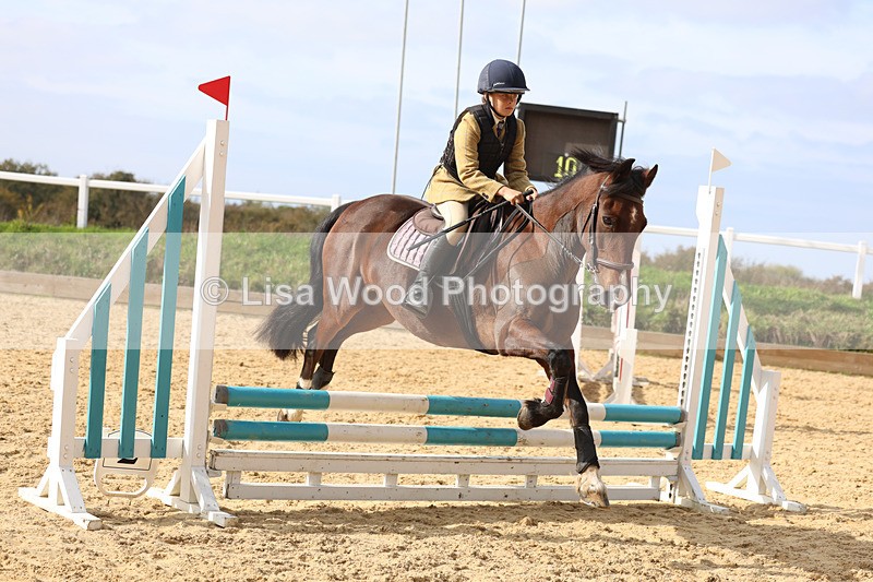 3E7A7575 - Class 3: 60cm open