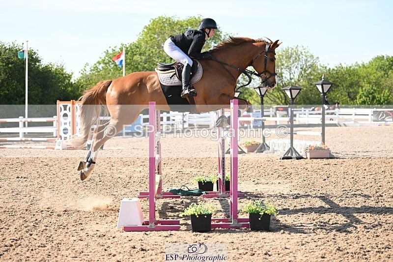 250510-171440-12302 - Cls 25 Snr Newcomers