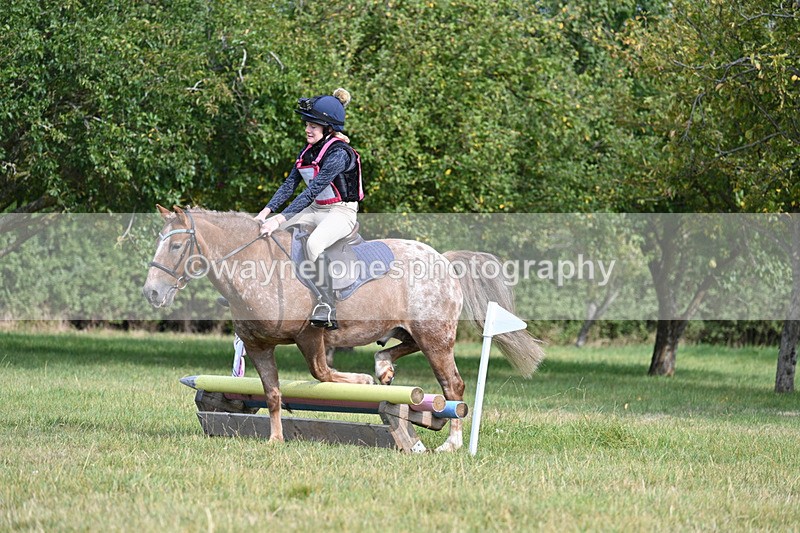 WJ7_5657 - 40cm XC Time 10:05 to 10:36