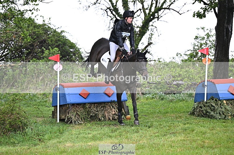 250418-120921-02824 - 019-Sean.Duffy-ZORGVLIET.MERLOT