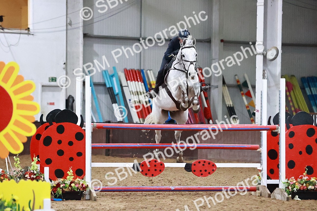 SBM_001700 - Class 5 - Senior Foxhunter 1.20m