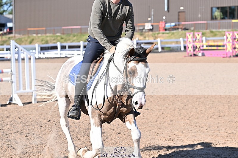 250708A-181226-00433 - 90cm Classes