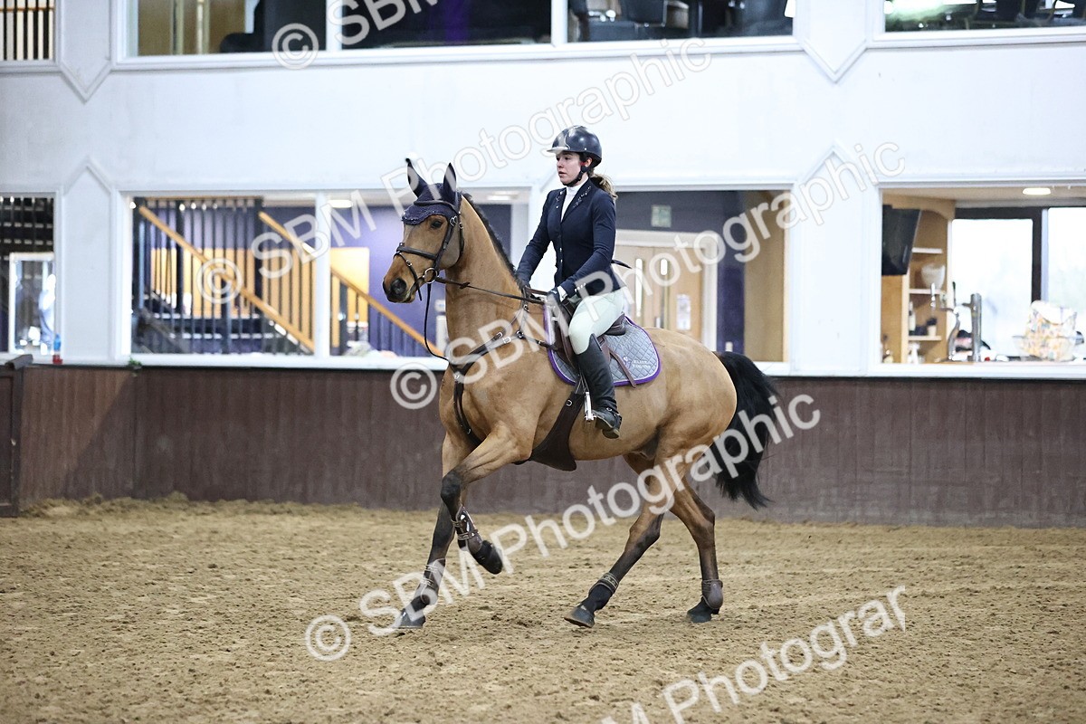 SBM_2439 - Class 9 - Senior Newcomers/ 1.10m Open