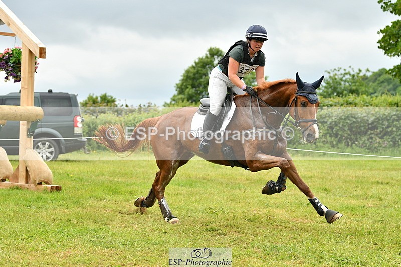 250524A-113154-09299 - B-322-Amelia.Winter-WOLK