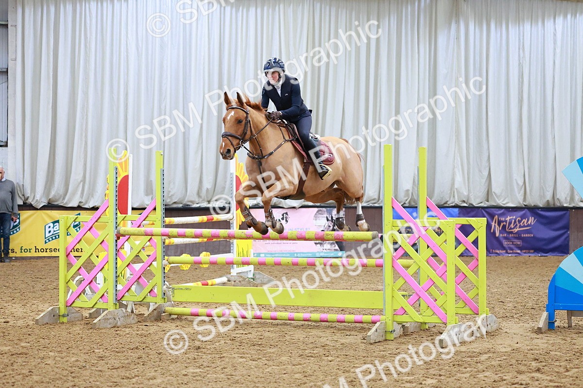 SBM_001402 - Class 4 - Senior Newcomers - 1.10m