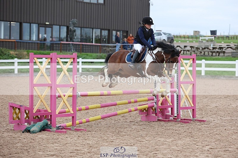 241116X-100726-00739 - Cls 08 Pony Winter Nov Champs