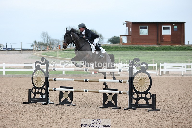 241101A-153327-03029 - FRI Cls 7 Blue Chip Grade B&C Jump Off