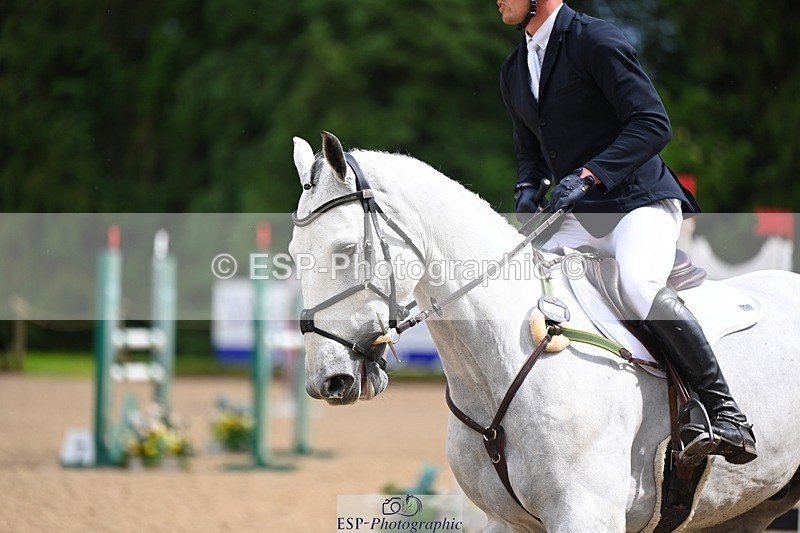 240526-154437-25078 - 207-IE_MR_MCGREGOR-Will_Furlong