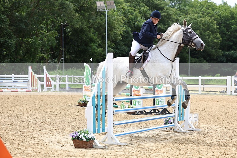3E7A6042 - Class 4: Senior British Novice/90cm open