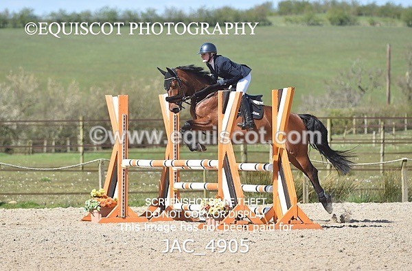 JAC_4905 - CLASS 13 SAT Senior BritiNovice/ 90cm Open