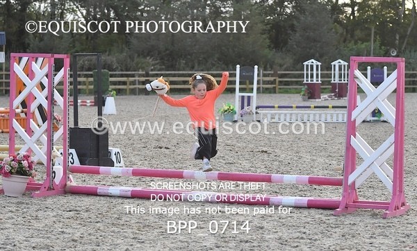 BPP_0714 - HOBBY HORSE SHOWJUMPING CLASSES