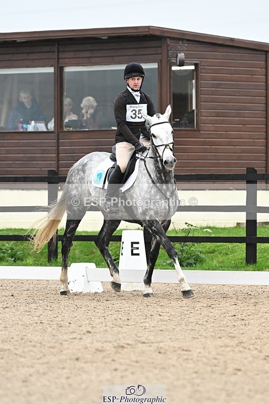 241103-101220-00286 - Intro 3 - 9.40 to 10.40