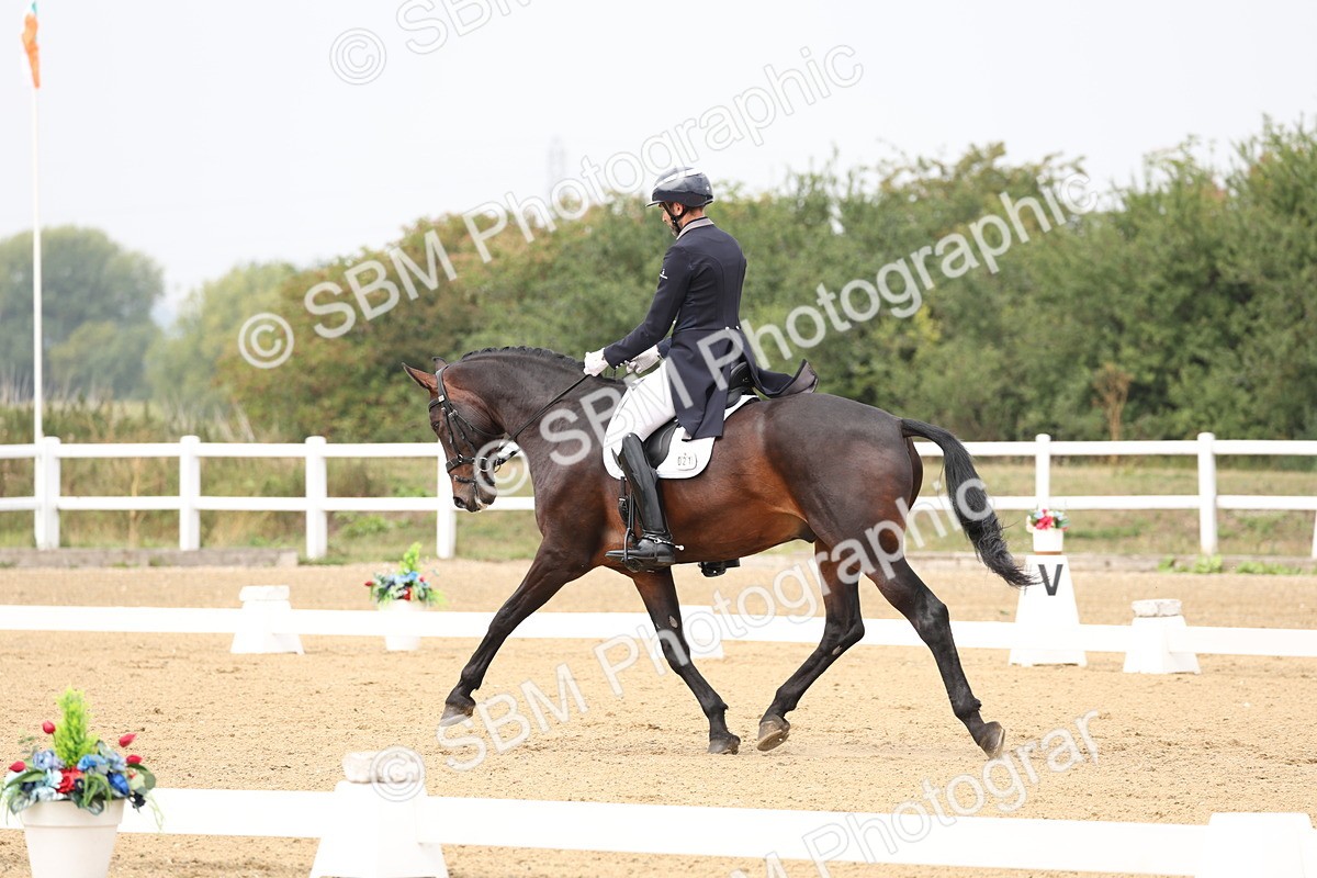 SBM_007080 - Class 9 - FEI INT I - 13.37-14.33